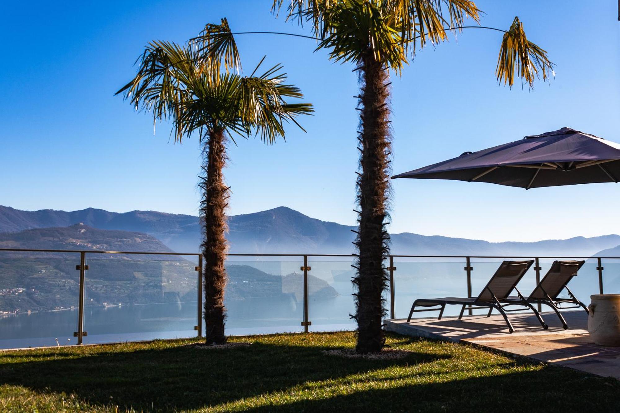 Mia Isola With Lake View, Garden And Swimming Pool Parzanica Exterior photo